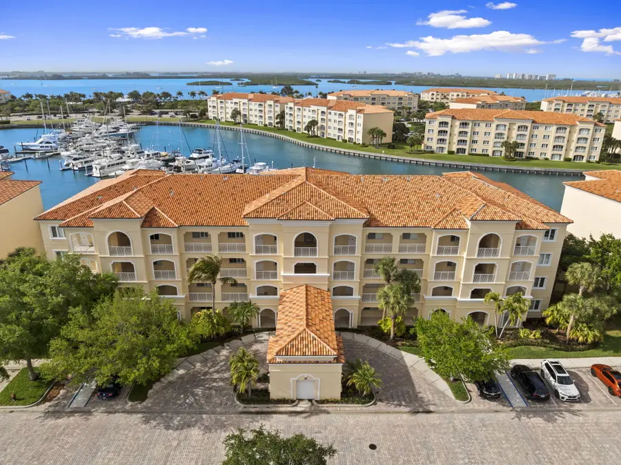 16 Harbour Isle Drive West Drive W #303, Fort Pierce, FL 34949 - #2