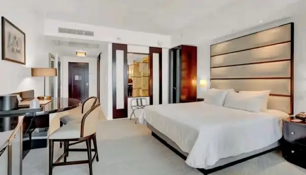 4391 Collins Avenue #1913, Miami Beach, FL 33140