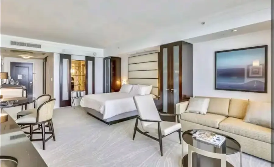 4391 Collins Avenue #1913, Miami Beach, FL 33140 - #3