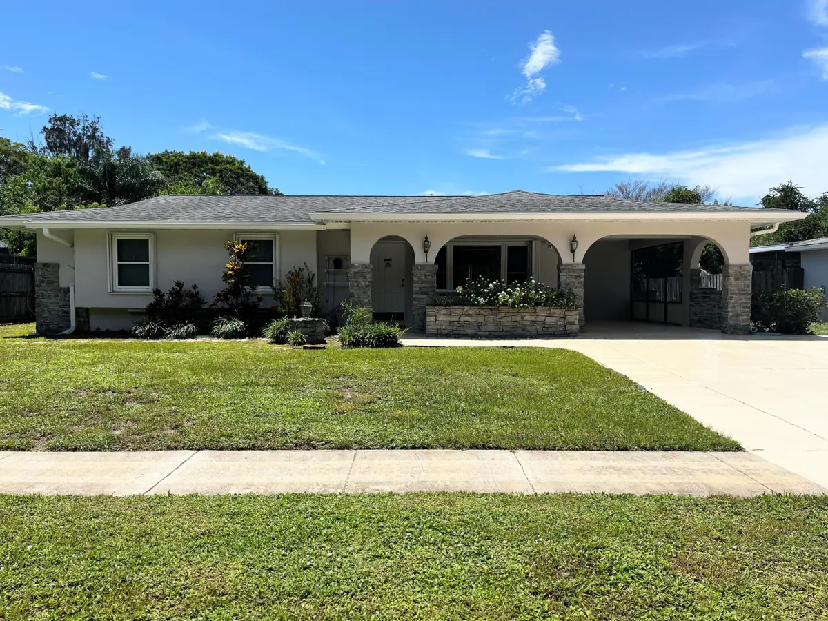330 NE Solida Drive, Port Saint Lucie, FL 34983 - #1