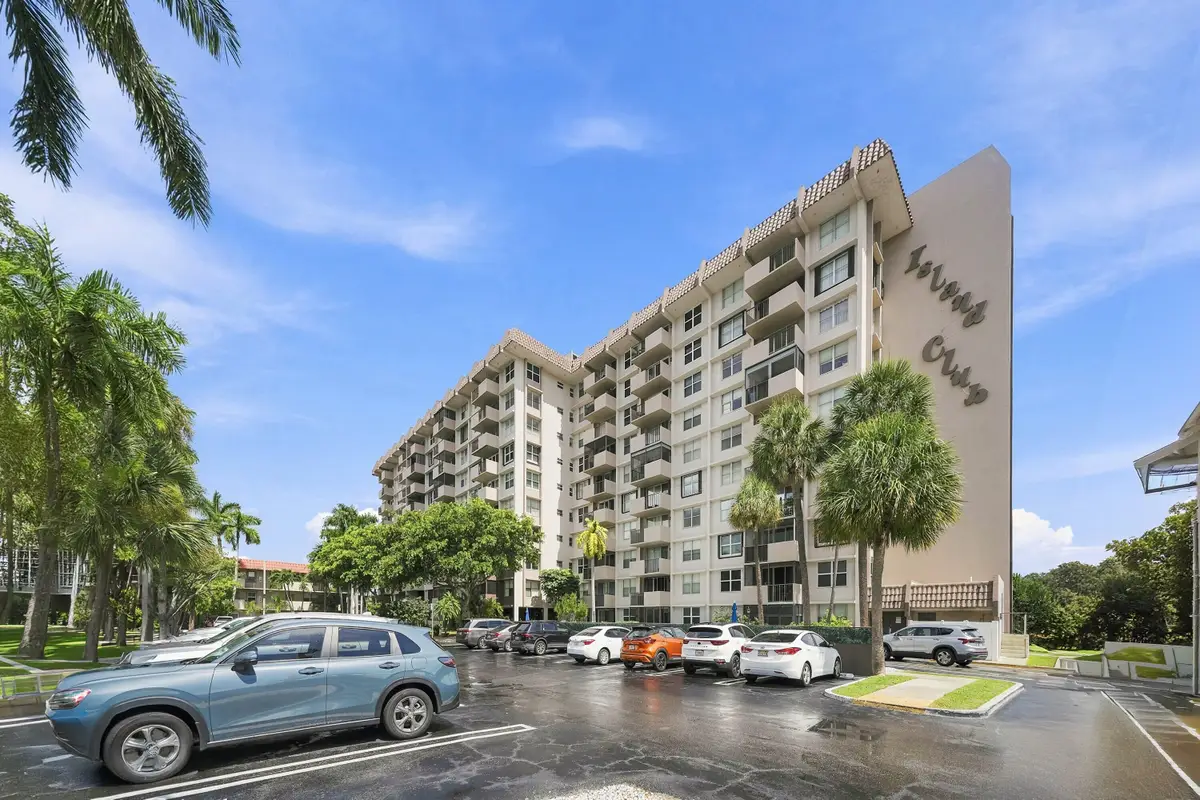 777 S Federal Highway #RP PH 15, Pompano Beach, FL 33062 - #1