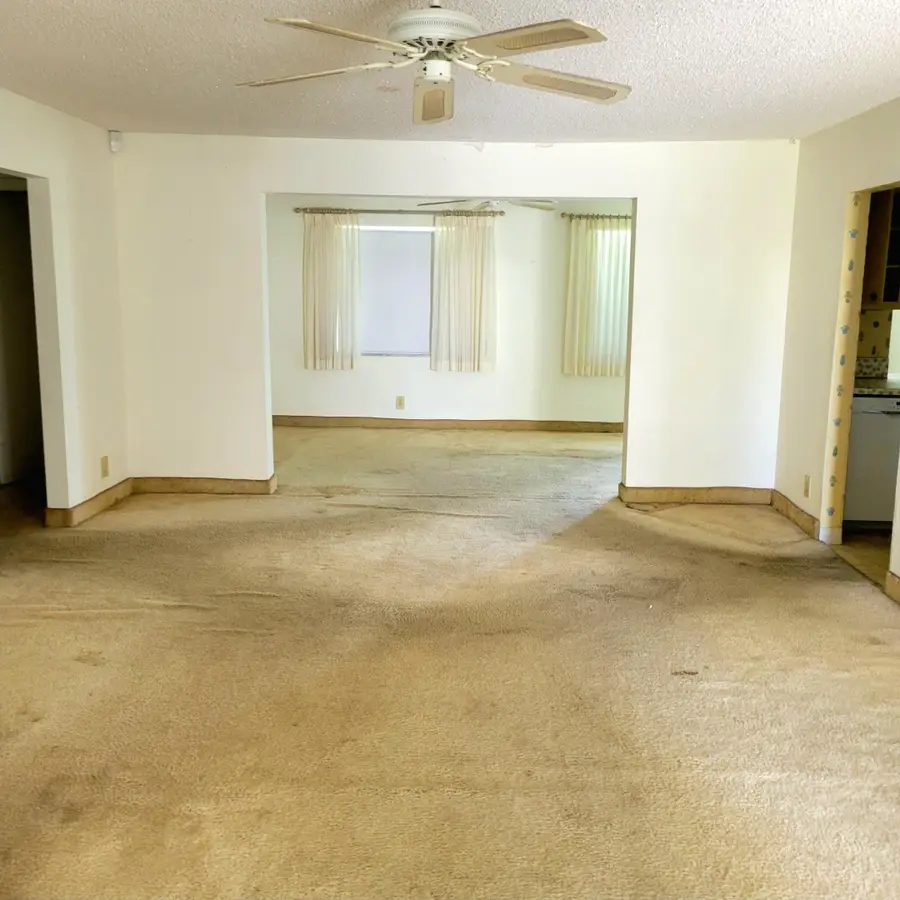 725 SW 18th Court, Boynton Beach, FL 33426 - #2