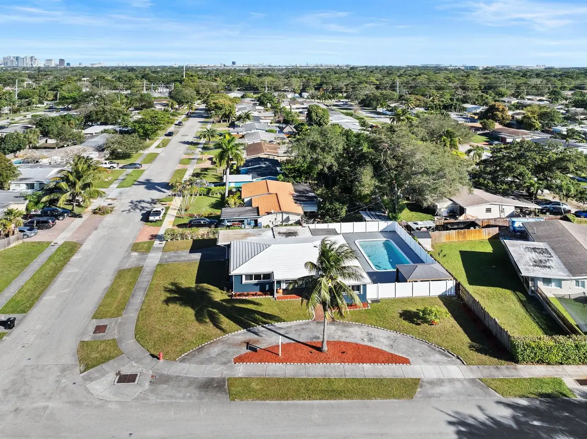 1900 SW 33rd Avenue, Fort Lauderdale, FL 33312 - #1