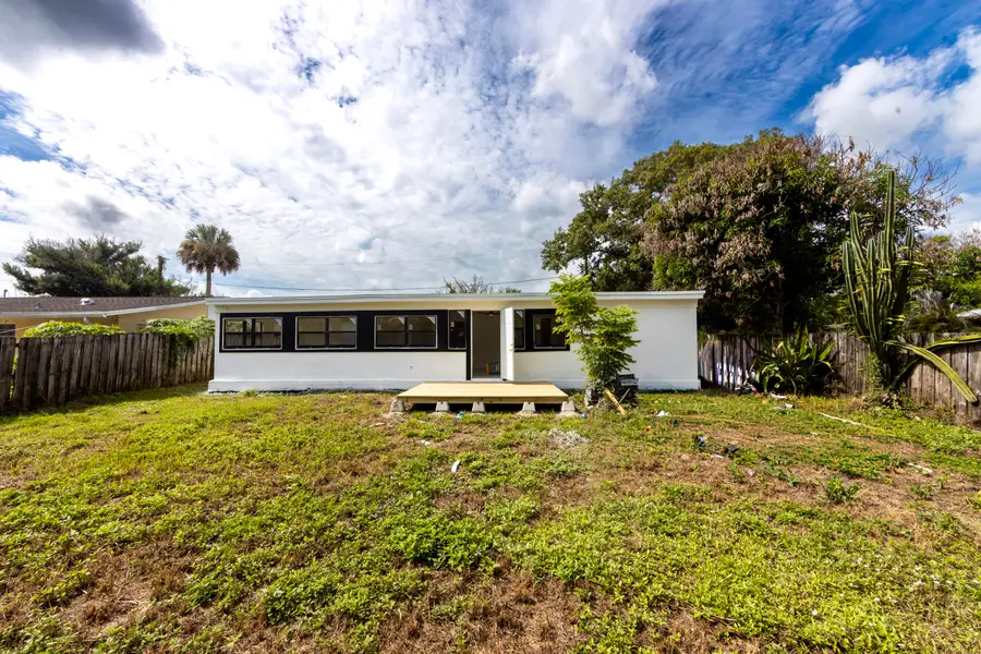 2308 Georgia Avenue, Fort Pierce, FL 34950 - #2
