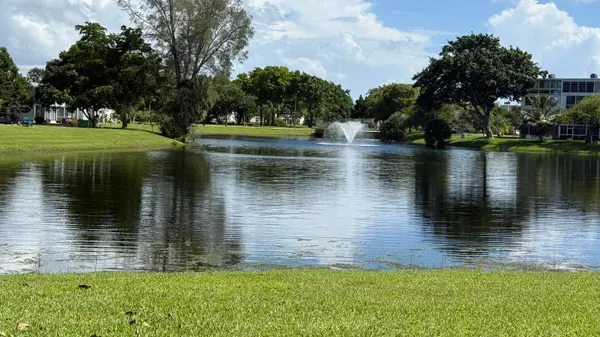 1033 Farnham O #1033, Deerfield Beach, FL 33442