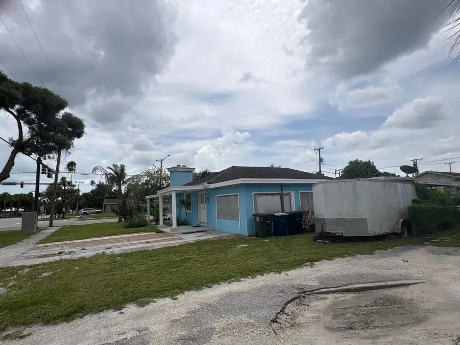 1001 Sunrise Boulevard, Fort Pierce, FL 34950 - #3