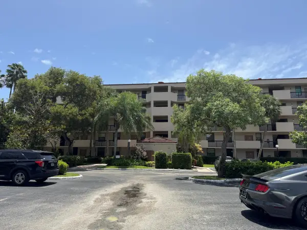 2766 S Carambola Circle S #406, Coconut Creek, FL 33066