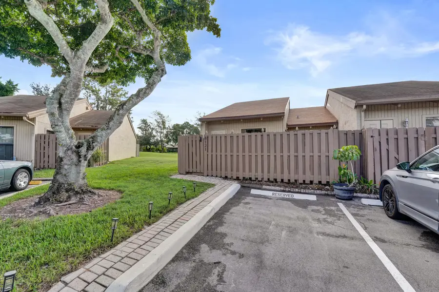 Address Withheld By Seller, Davie, FL 33324 - #2