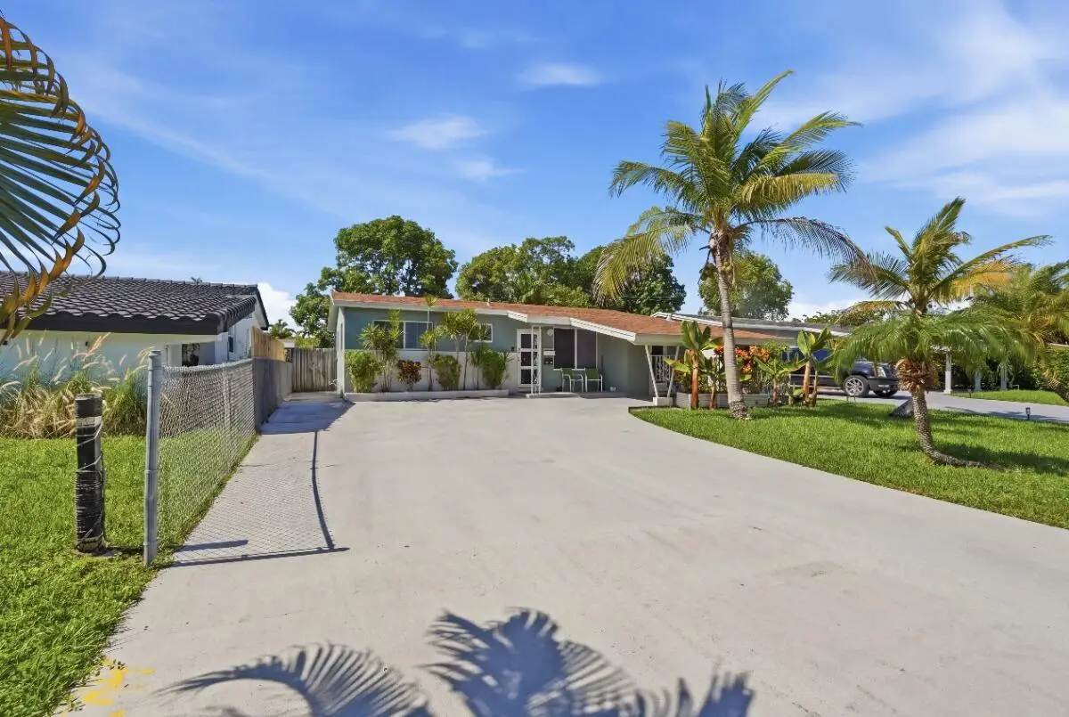 309 SW 7th Court, Hallandale Beach, FL 33009 - #1