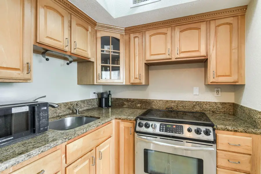 924 SE 2nd Street #25, Fort Lauderdale, FL 33301 - #3