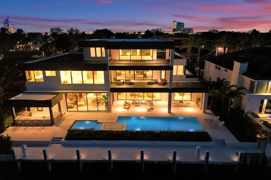 23 Isla Bahia Drive, Fort Lauderdale, FL 33316 - #3