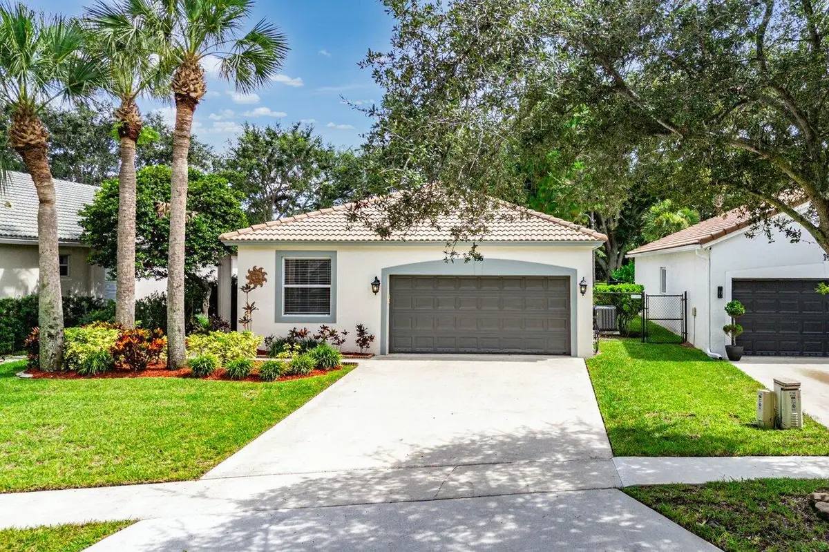 196 Seminole Lakes Drive, Royal Palm Beach, FL 33411 - #1