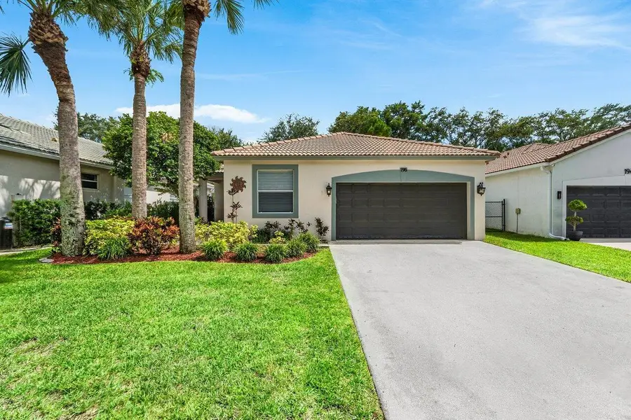 196 Seminole Lakes Drive, Royal Palm Beach, FL 33411 - #2