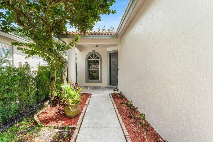 196 Seminole Lakes Drive, Royal Palm Beach, FL 33411 - #3