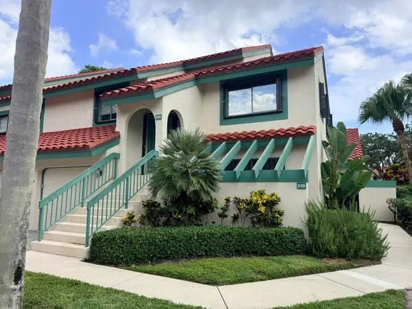 21 Lexington Lane W #H, Palm Beach Gardens, FL 33418