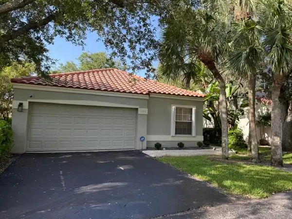 1109 NW 107th Terrace, Plantation, FL 33322