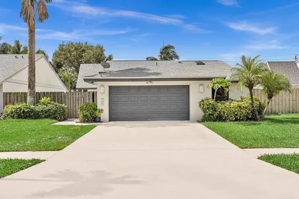 23 Baytree Circle, Boynton Beach, FL 33436