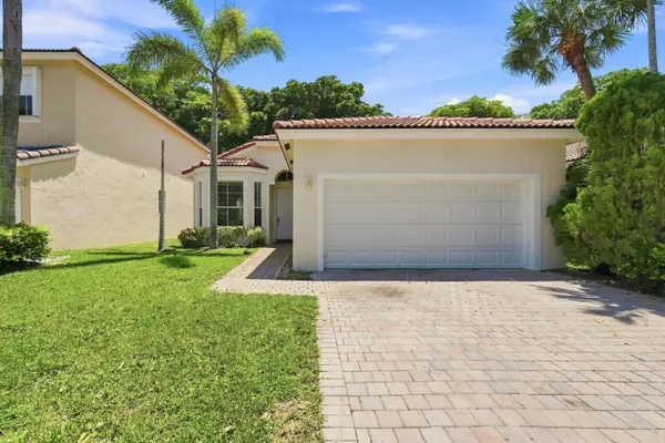 7778 NW 17th Place, Pembroke Pines, FL 33024