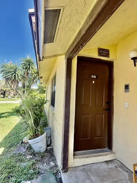 419 Glenwood Drive, West Palm Beach, FL 33415 - #3