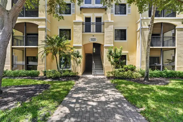 3020 Alcazar Place #308, Palm Beach Gardens, FL 33410