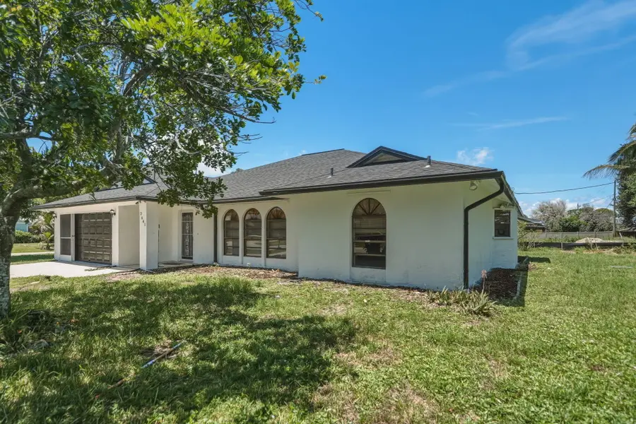 2661 SE Osage Avenue, Port Saint Lucie, FL 34952 - #3