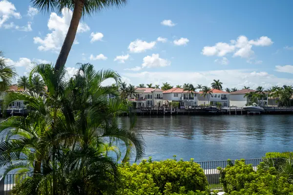 2600 S Ocean Drive #S212, Hollywood, FL 33019