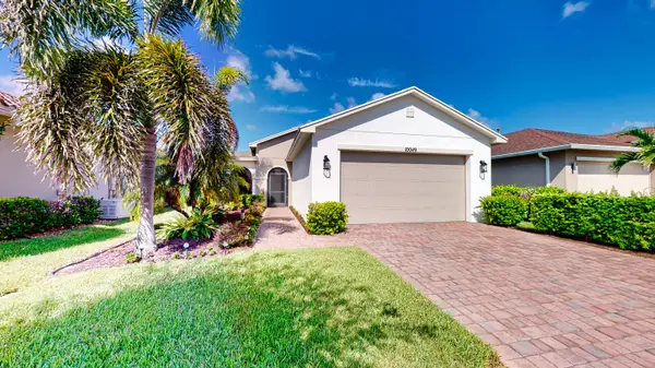 10049 SW Indian Lilac Trail, Port St Lucie, FL 34987
