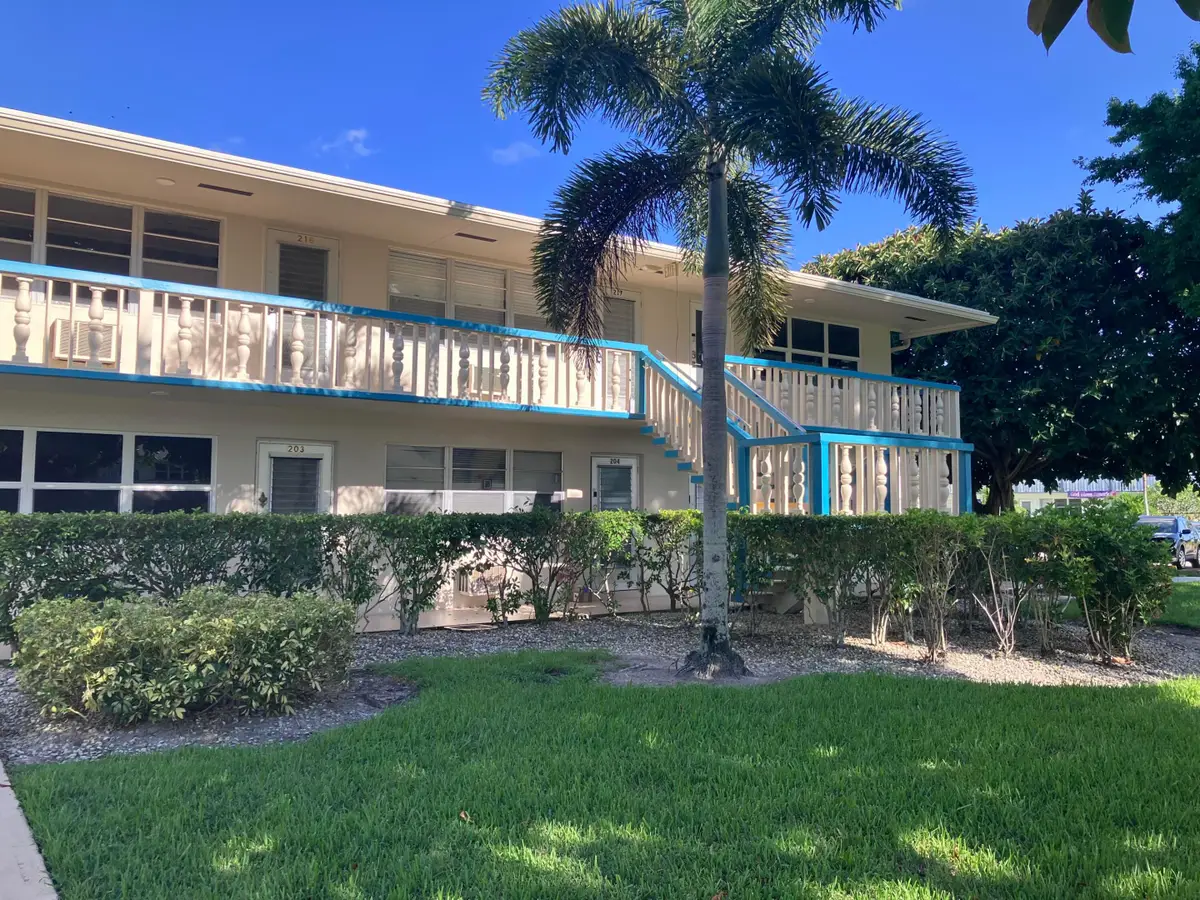 202 Camden I, West Palm Beach, FL 33417 - #1