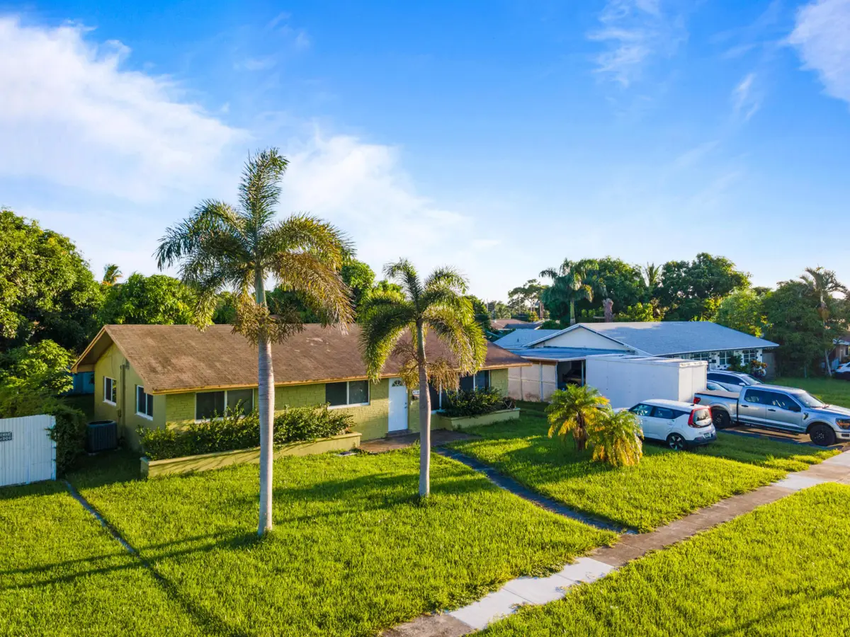 4786 Pine Cone Lane, West Palm Beach, FL 33417 - #1