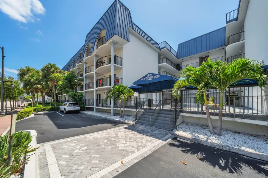 3909 N Ocean Boulevard #401, Fort Lauderdale, FL 33308 - #3