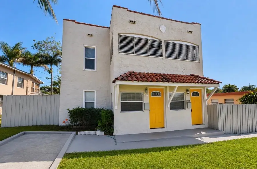 924 Mcintosh Street, West Palm Beach, FL 33405 - #3