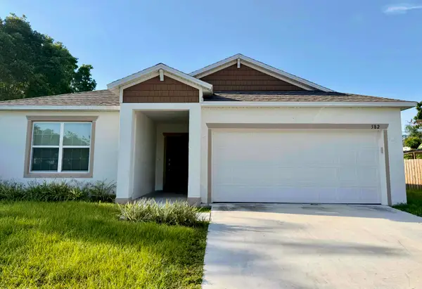 582 SW Sea Holly Terrace, Port St Lucie, FL 34984