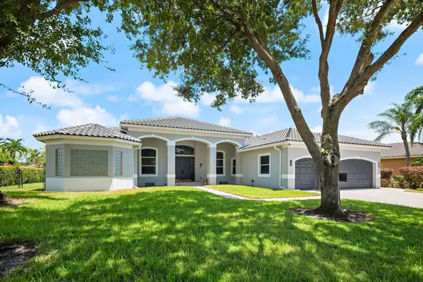 3958 SW 140th Avenue, Davie, FL 33330
