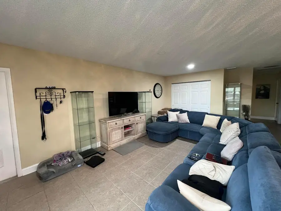 8435 NW 10th Street #B50, Plantation, FL 33322 - #3