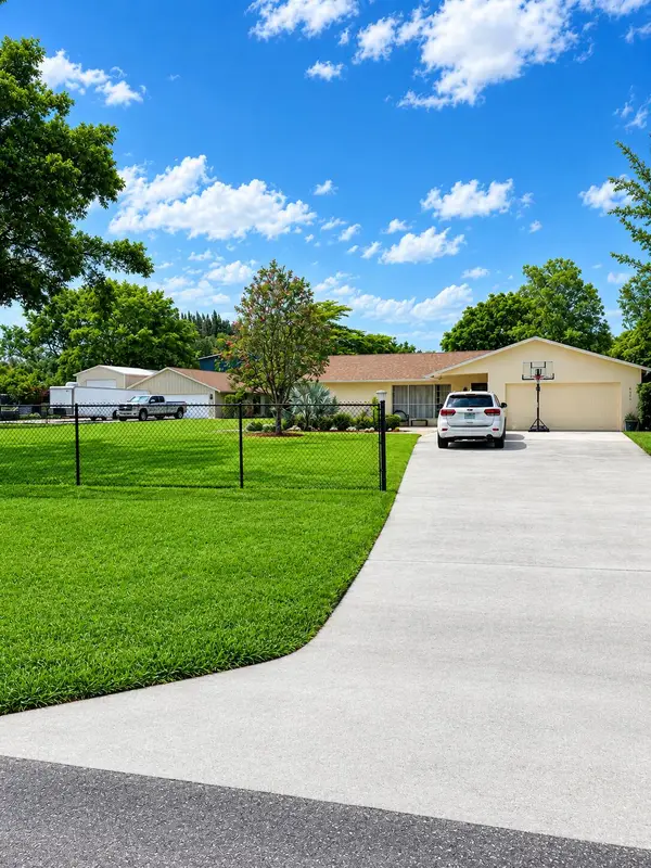 8645 Pinto Drive, Lake Worth, FL 33467