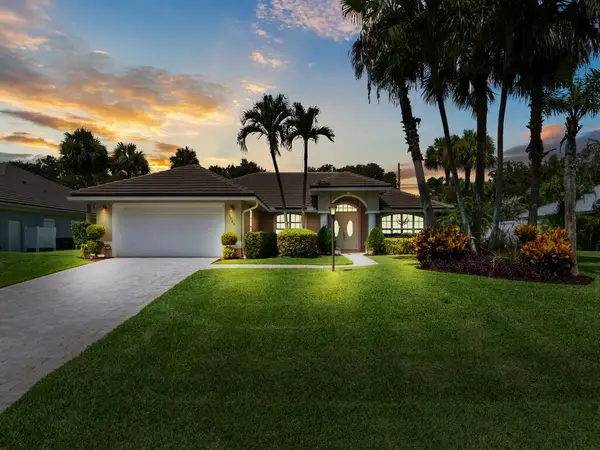 1365 Admirals Walk, Vero Beach, FL 32963