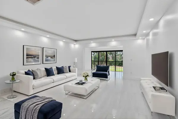 9272 Vista Del Lago #28F, Boca Raton, FL 33428
