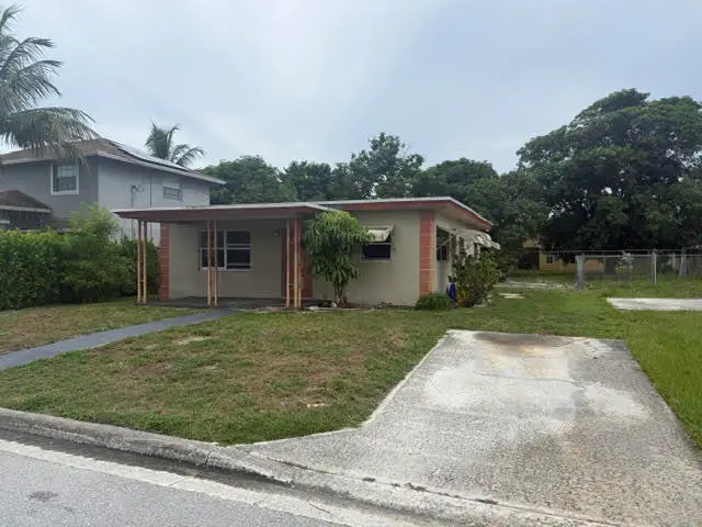 120 NE 12th Avenue, Boynton Beach, FL 33435 - #1