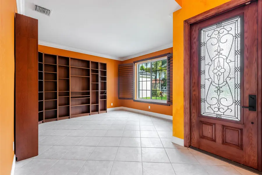 112 Isola Circle, Royal Palm Beach, FL 33411 - #2
