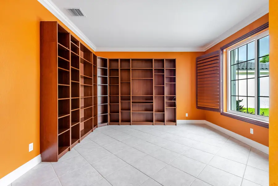 112 Isola Circle, Royal Palm Beach, FL 33411 - #3
