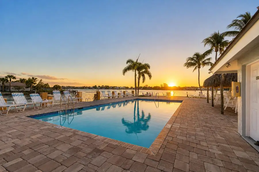 611 NE 12th Terrace, Boynton Beach, FL 33435 - #2