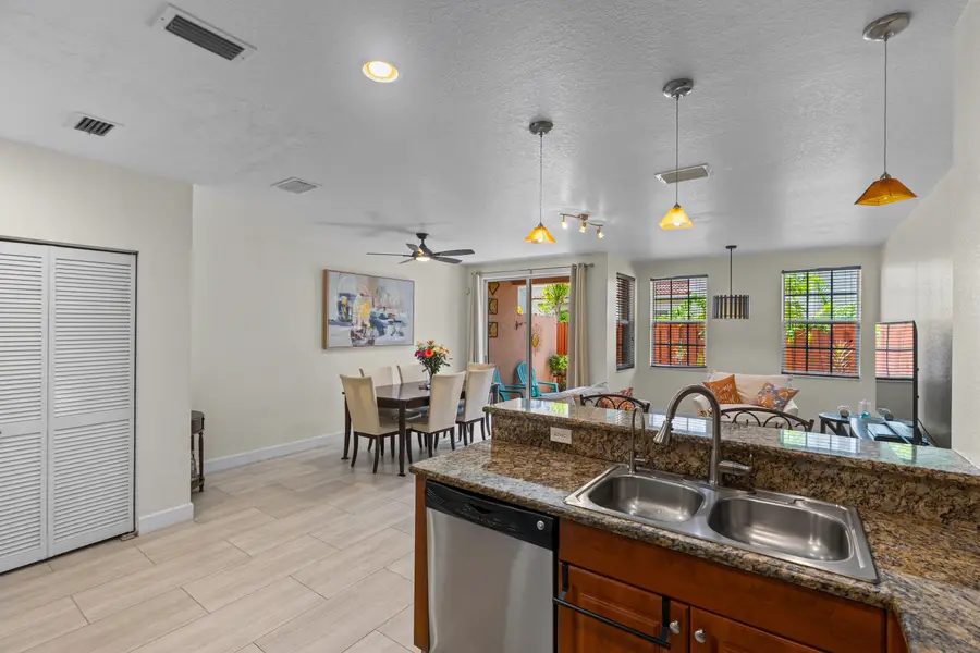 213 Las Brisas Circle, Sunrise, FL 33326 - #3