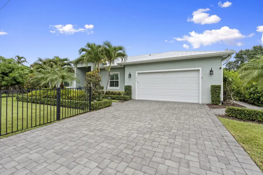 232 SW Indian Groves Drive, Stuart, FL 34994 - #2