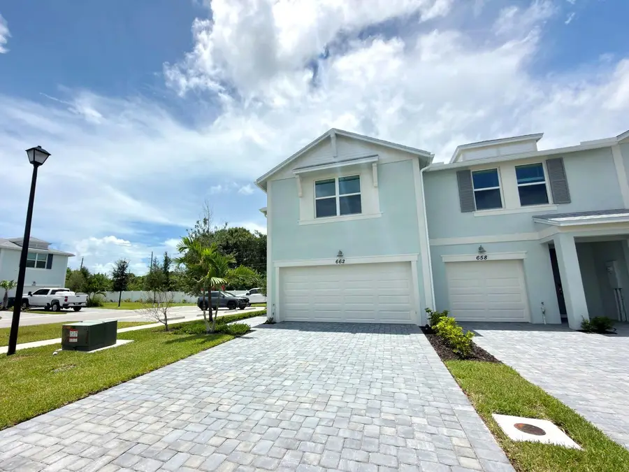 662 Salisbury Circle, Fort Pierce, FL 34982 - #3
