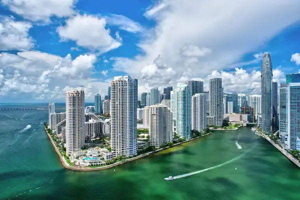 701 Brickell Key Boulevard #1604, Miami, FL 33131