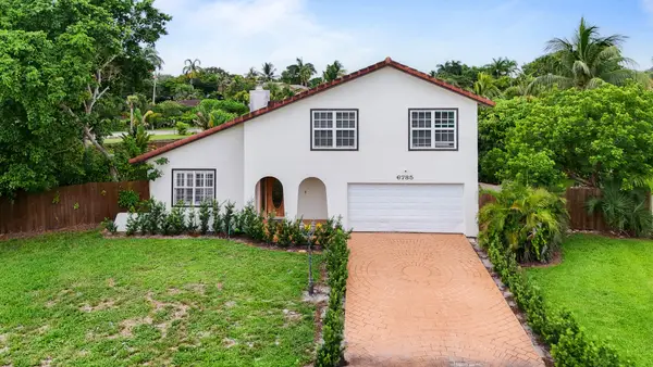 6785 Escondida Drive, Lake Clarke Shores, FL 33406