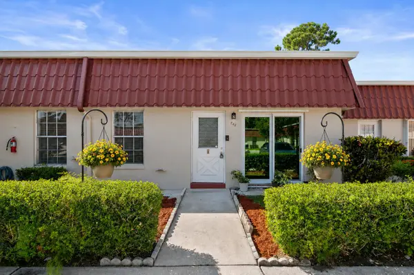 742 Nantucket Circle, Lake Worth, FL 33467