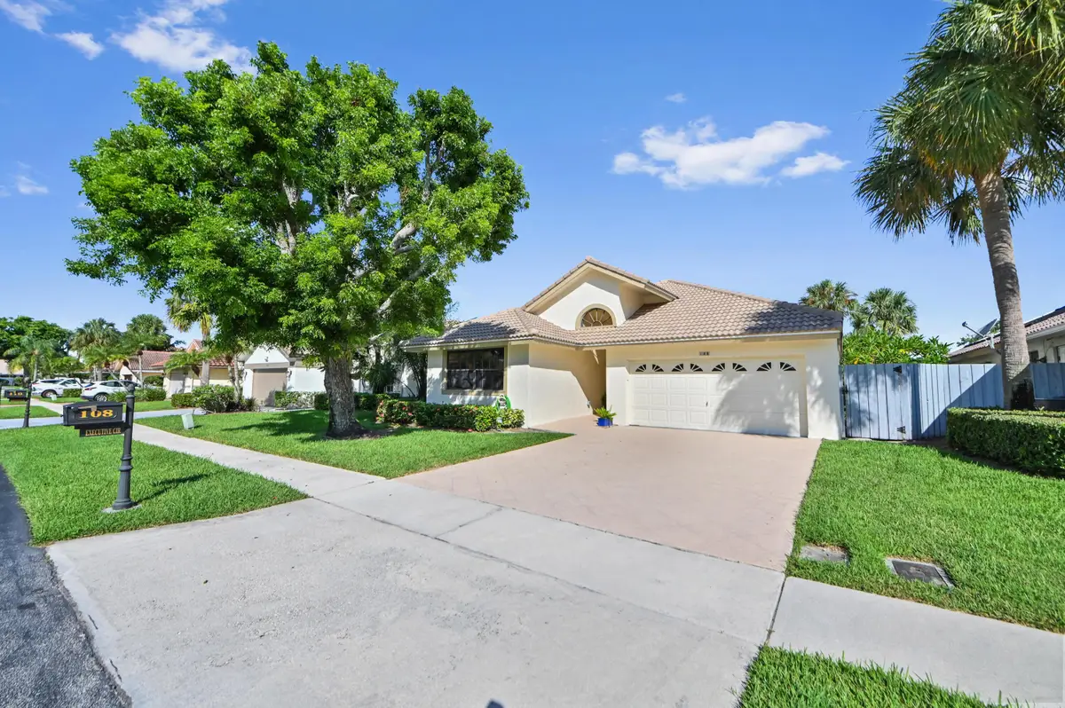108 Executive Circle, Boynton Beach, FL 33436 - #1