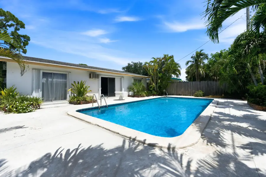 278 Camellia Street, Palm Beach Gardens, FL 33410 - #2