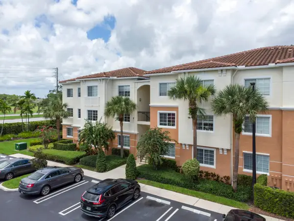 9857 Baywinds Drive #9301, West Palm Beach, FL 33411
